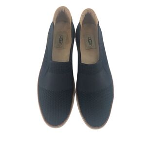 UGG Women's Sammy slip-on  Knit Loafers Size 9 1/2